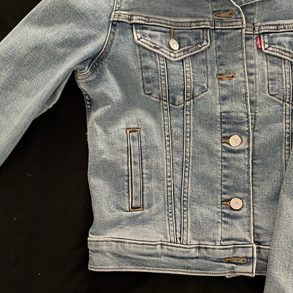Levi’s Women’s XS Denim Jacket - Picture 3 of 5